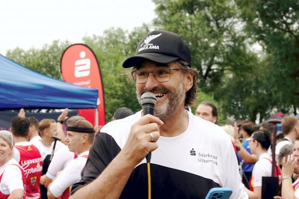 bild-1FD44A942-9400-75E8-6FAF-08D83B6476C6.jpg
