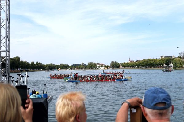 dbc-sn-31181A4F04-D93A-6928-E6D5-8085D7A239A5.jpg